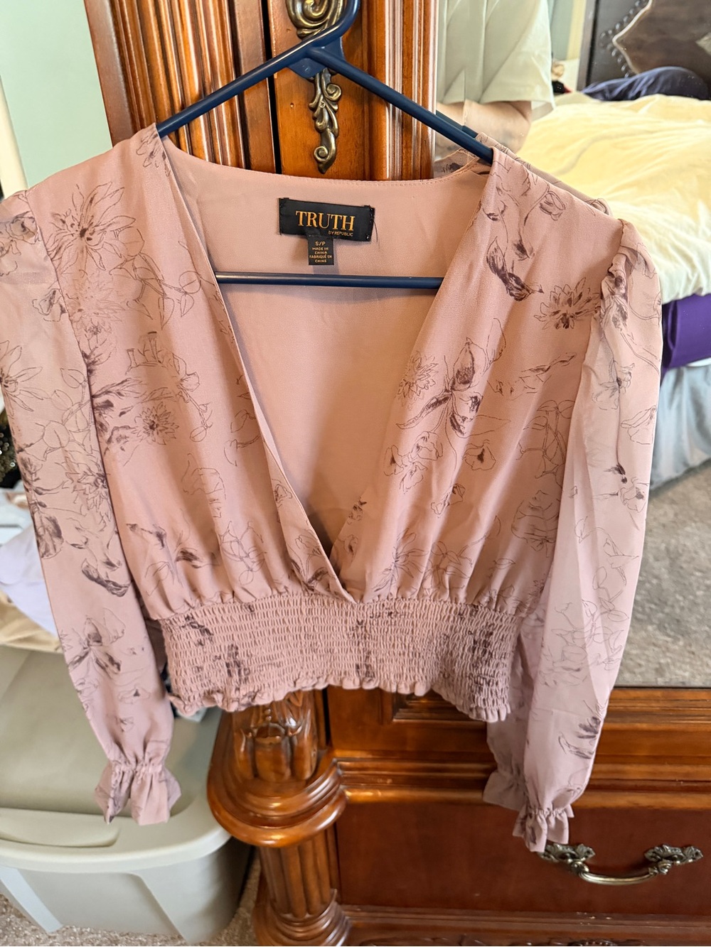 TRUTH Dusty Rose Floral V-Neck Smocked Waist Blouse